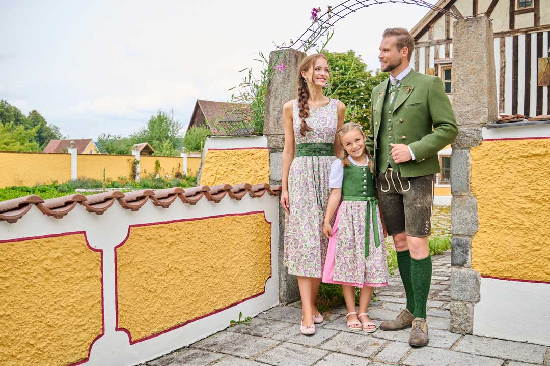 Trachtenmode für die ganze Familie