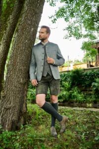 Mann in Tracht